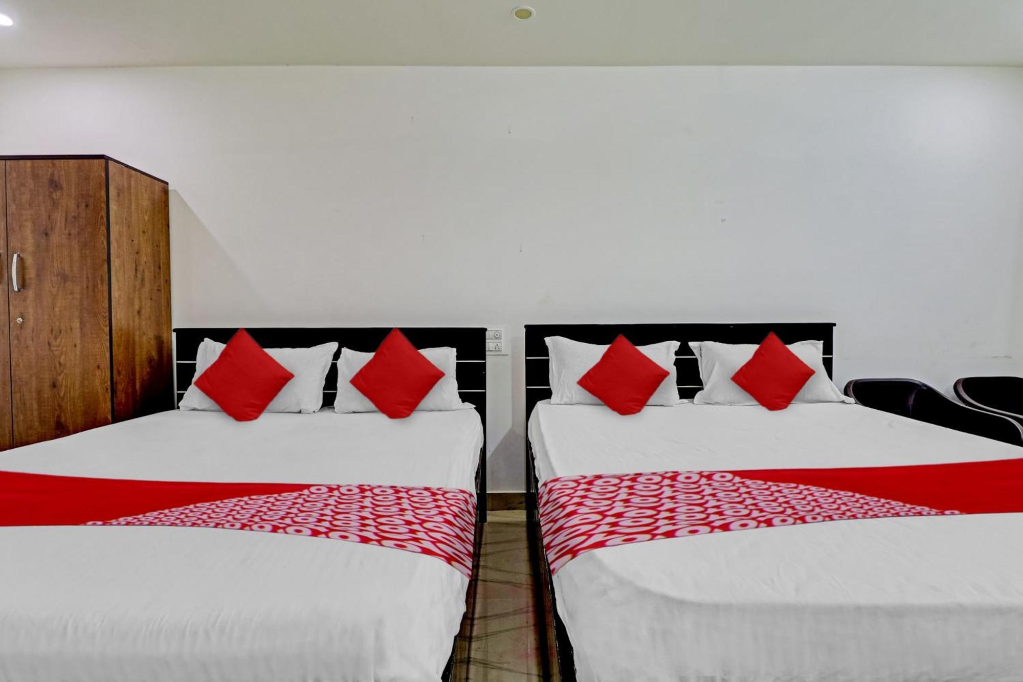Oyo Vnr Convention Hotel Guntur Exterior photo